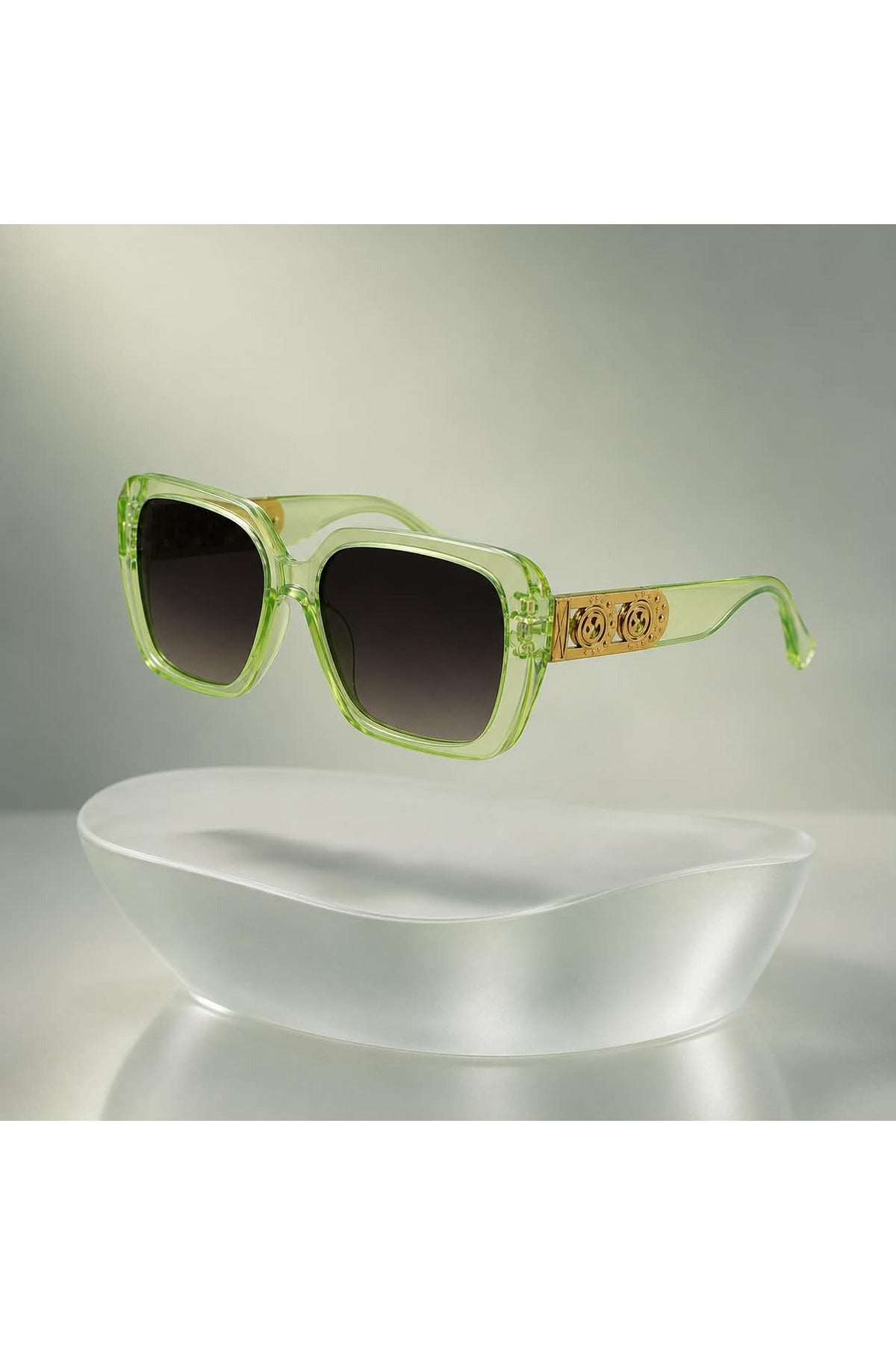 NWF-SUNGLS- 820777 Green Smoke Grey 3