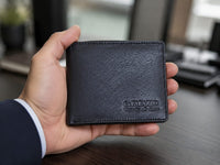 La Parazzo Premium Genuine Leather Men’s Bifold Wallet with Flip-Out Card Holder & Cash Compartment