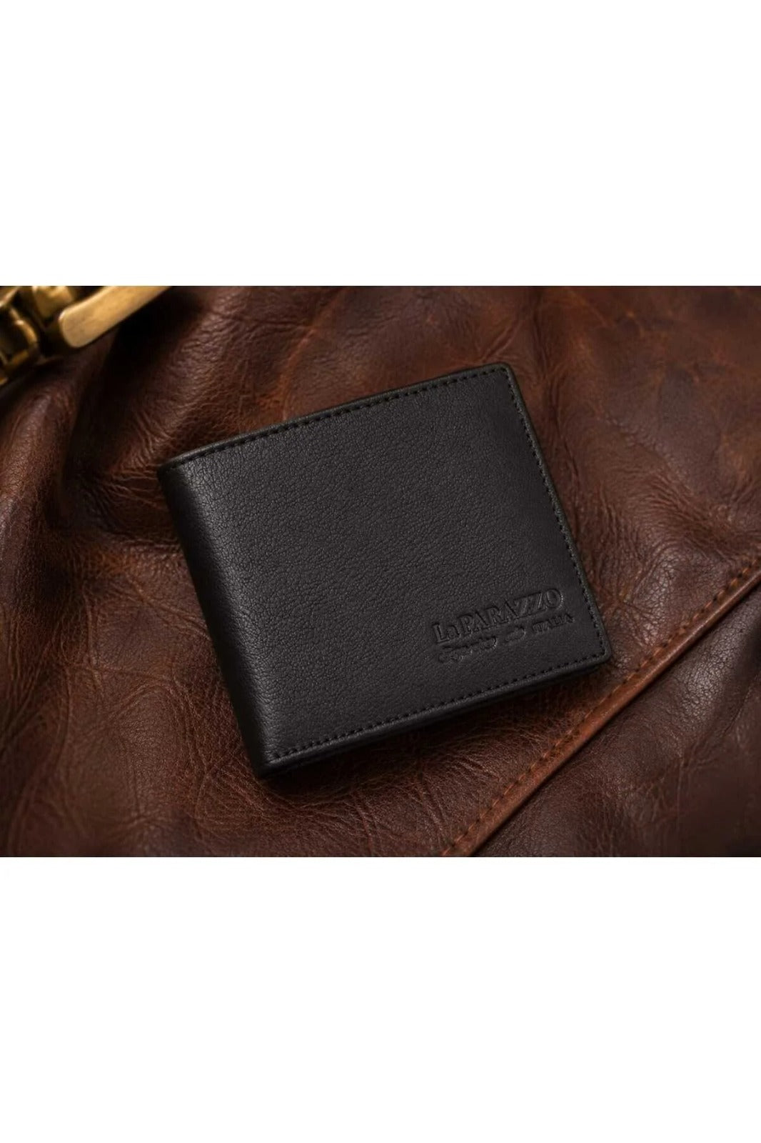 La Parazzo Premium Men’s Genuine Leather Bifold Wallet – Compact Wallet with Multiple Card Slots, ID Window & Cash Compartment